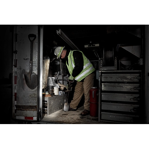 2004HZL - MILWAUKEE® Intrinsically Safe C l, ll, lll / D1 Spot/Flood Headlamp