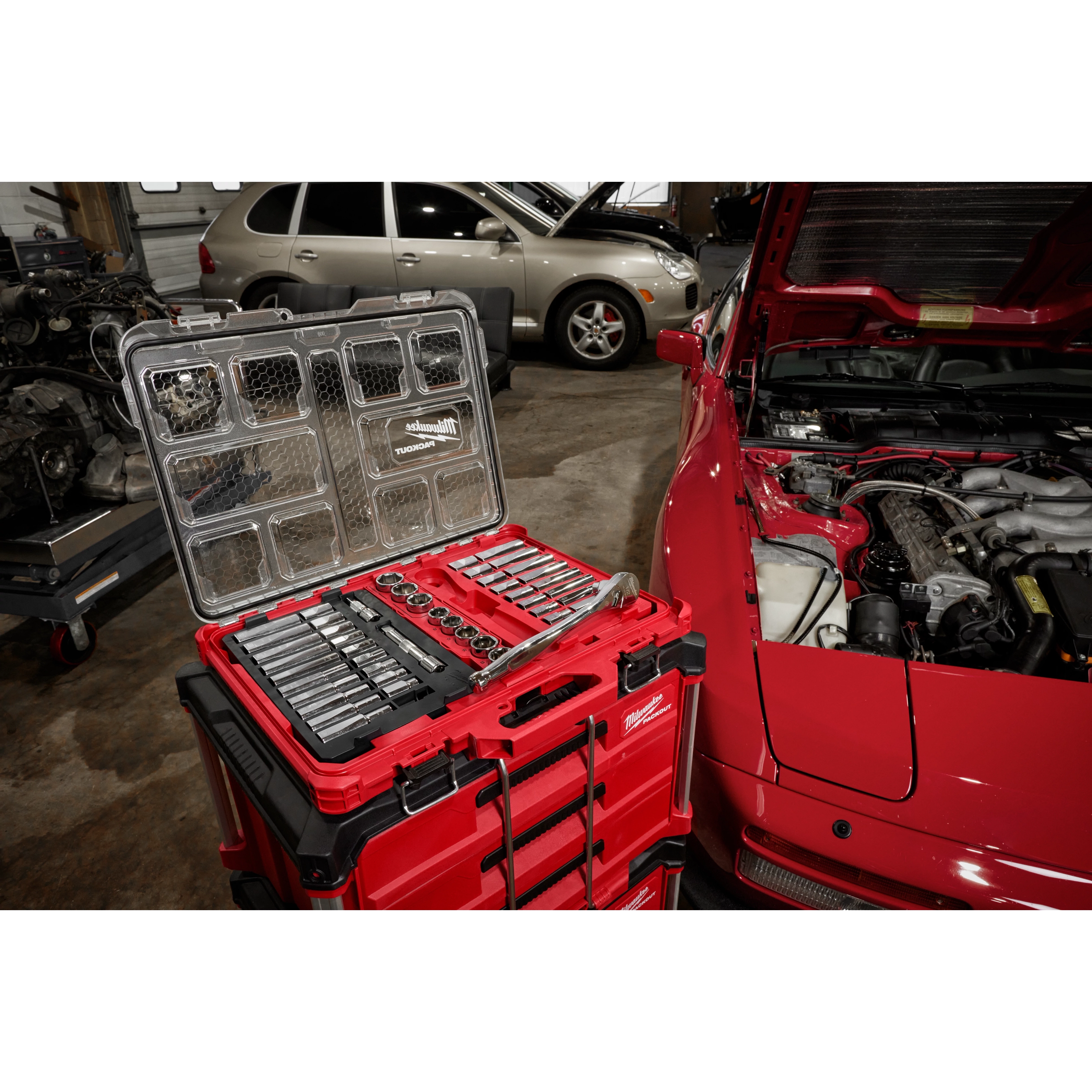 1/2” Drive Ratchet and Socket Set w/ Low-Profile PACKOUT Low-Profile Organizer