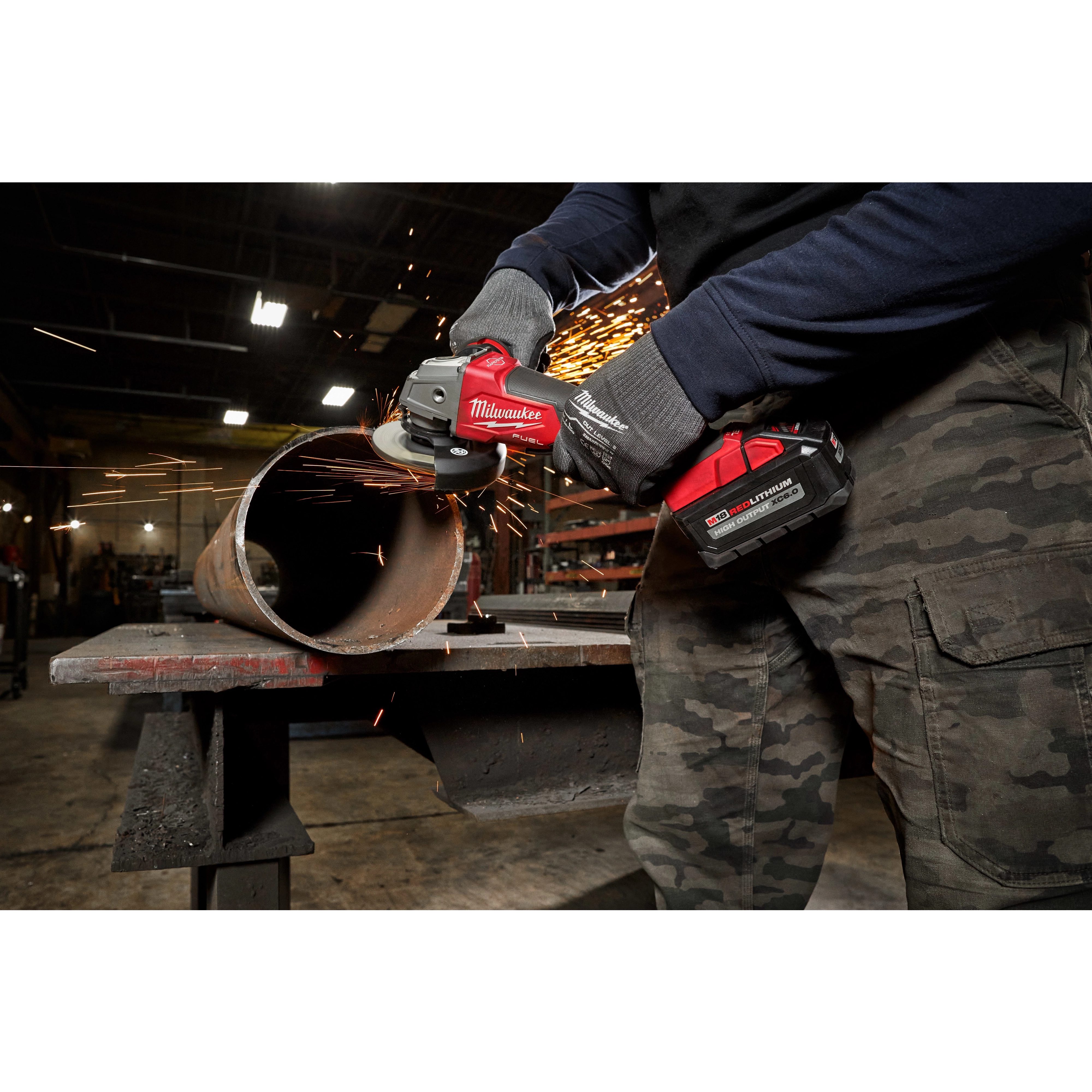 M18 FUEL™ 4-1/2" / 5" Grinder, Paddle Switch No-Lock