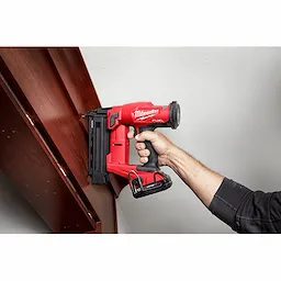 2746-21 - M18 FUEL™ 18 Gauge Brad Nailer