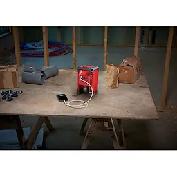 2951-20 - M12™ Radio + Charger