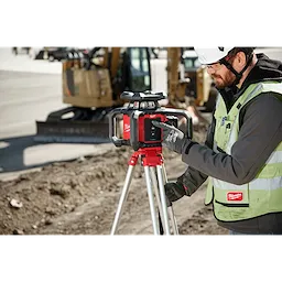 M18™ Red Exterior Rotary Laser Level Kit w/ Receiver App Shot