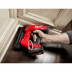 2746-21 - M18 FUEL™ 18 Gauge Brad Nailer