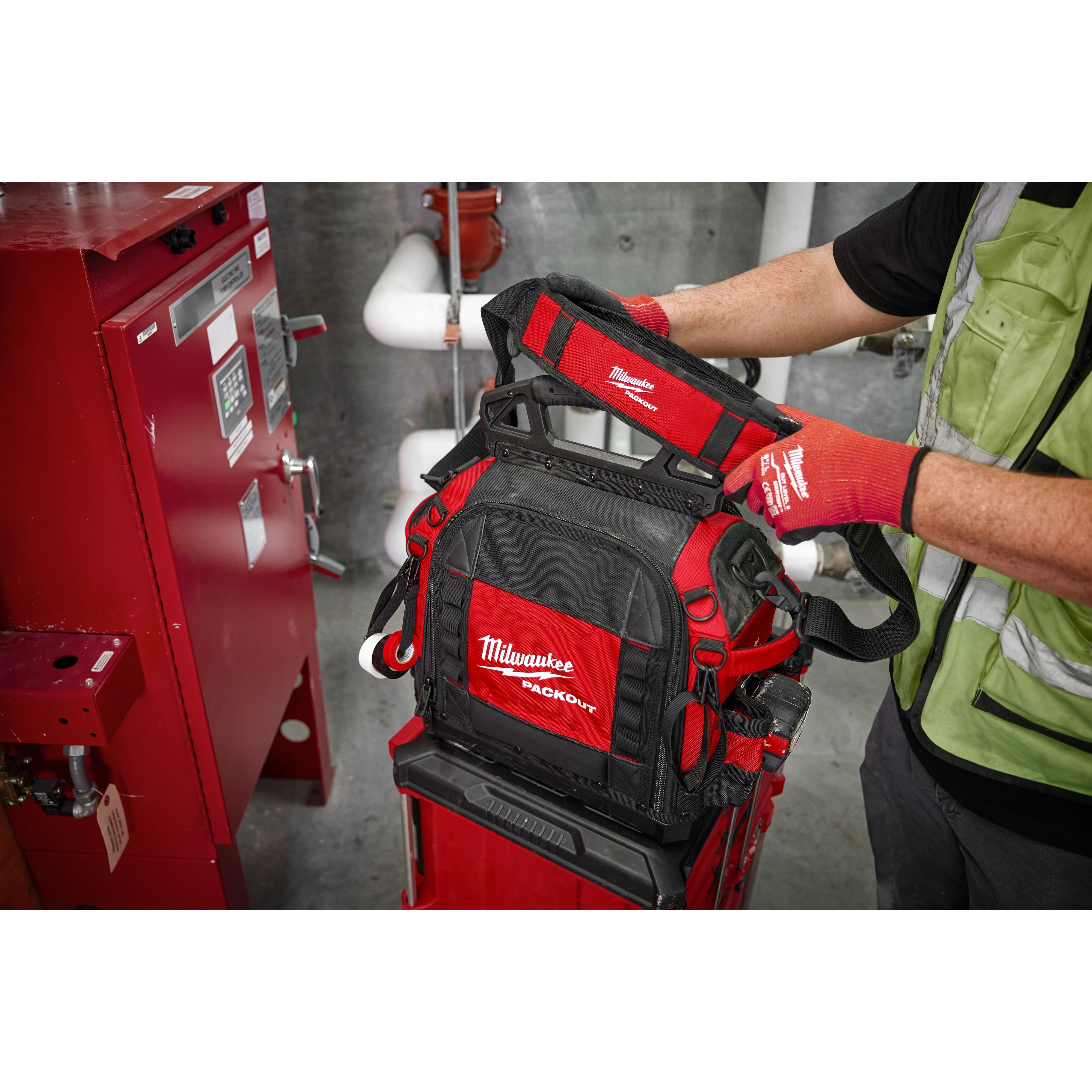 PACKOUT™ 15" Structured Tool Bag