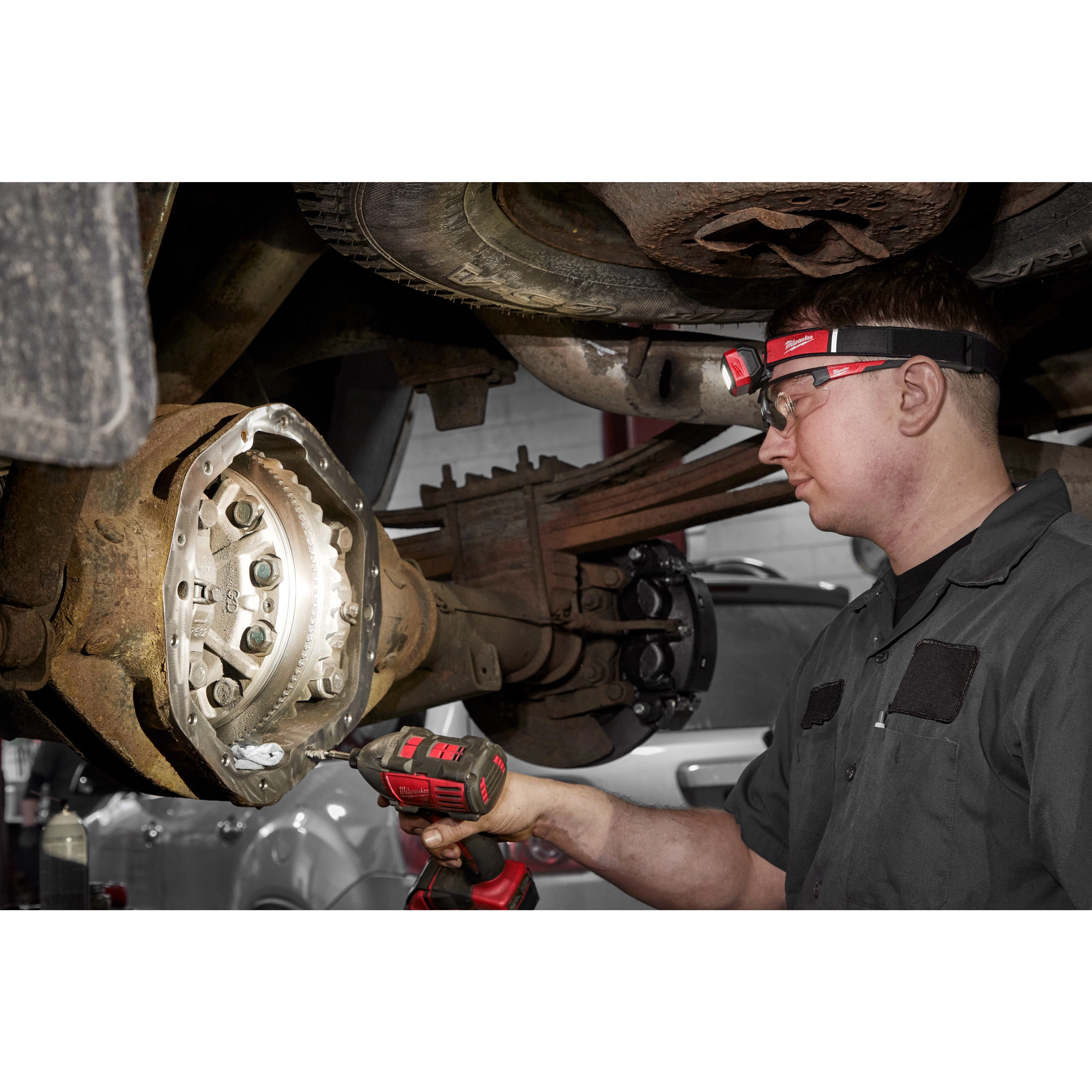 Milwaukee Rechargeable Magnetic Headlamp And Task Light