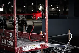 48-22-8810 - 10 LB Locking Tool Lanyard